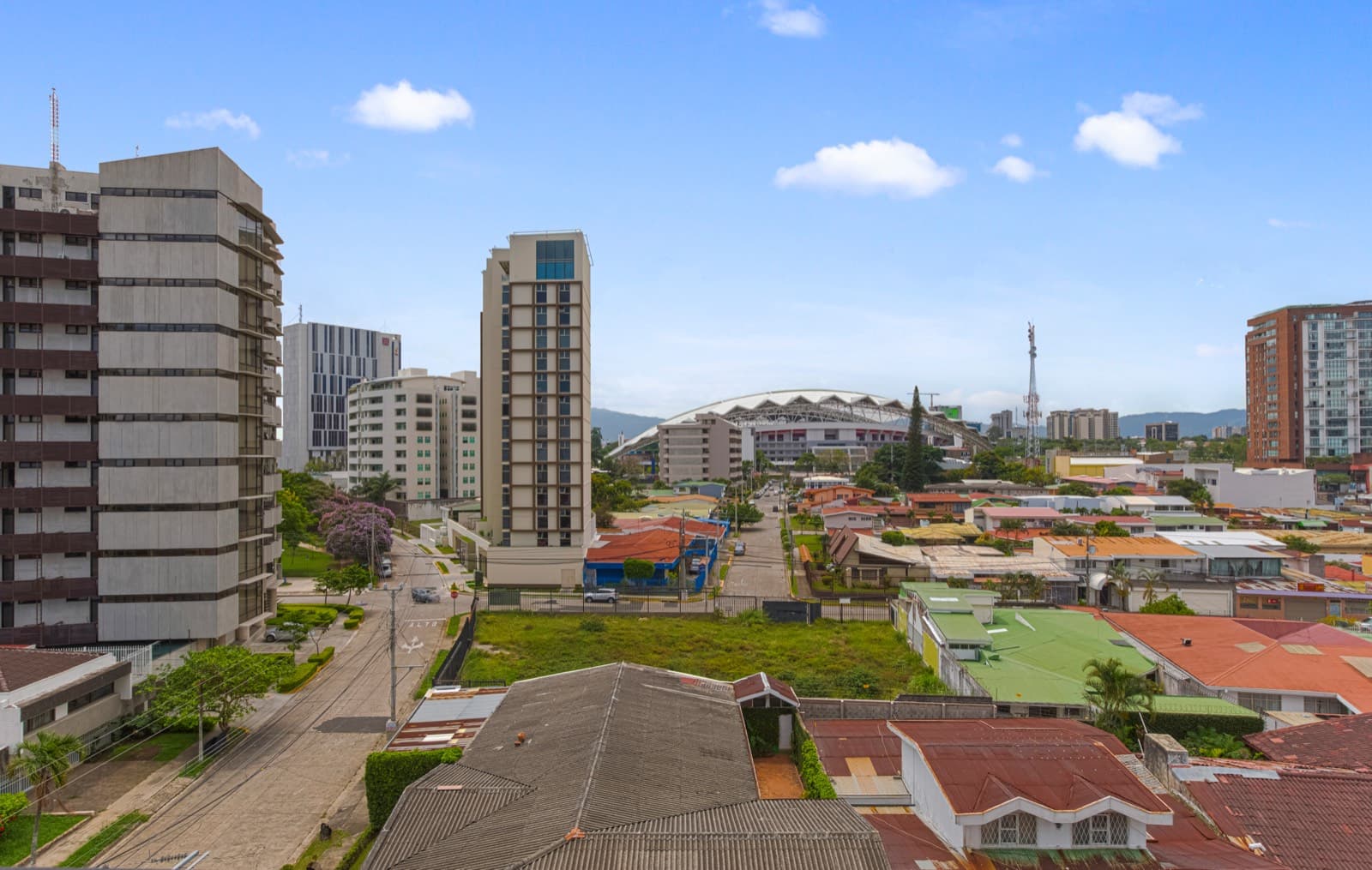 Torre Vía 74 — foto 6